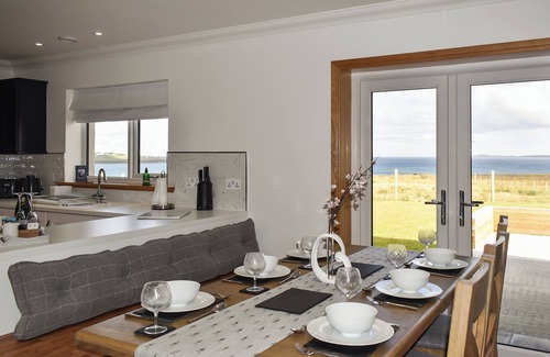 Isle of Lewis Cottage | Uninterrupted views over Coll Beach and sea views out over Broadbay.