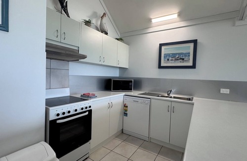 Kalbarri Apartment | Uninterrupted views of Murchison River and ocean 2