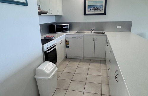 Kalbarri Apartment | Uninterrupted views of Murchison River and ocean 2