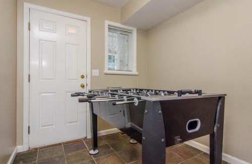 Midvale House | Union Cove 3-Plex in Salt Lake with Hot Tub