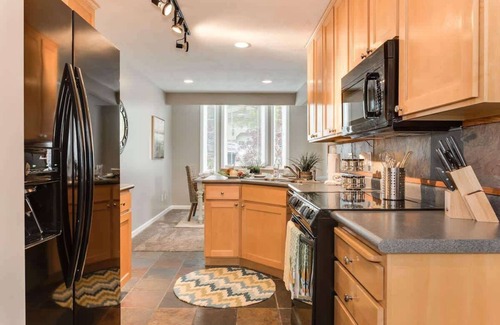 Midvale House | Union Duplex Woods and Spruces in Salt Lake with Hot Tub