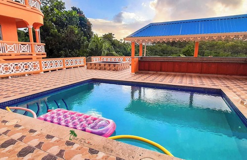 Castries Apartment | Union Hilltop Paradise Villas - Premium Poolside Villa with Scenic Views