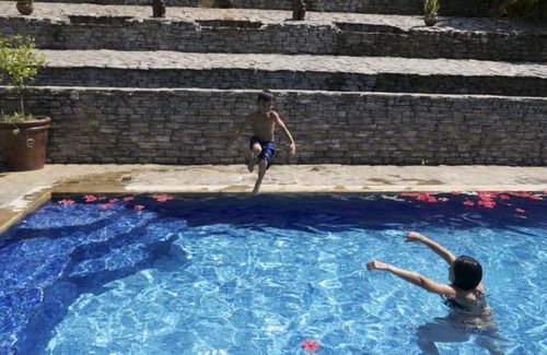 Coyolar House | Unique 5 Architectural Homes, Pool & Wi-Fi