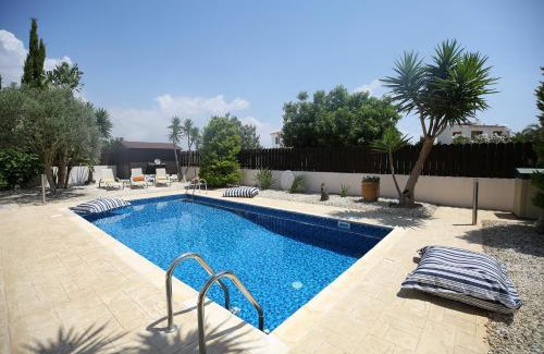Ayia Thekla House | Unique Beach Luxurious Villas