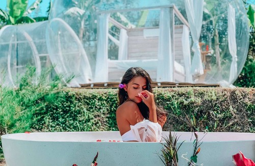 Tampaksiring RV Rental | Unique Bubble Ubud with Bathtub
