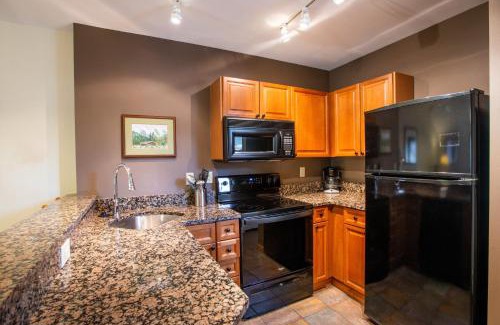Winter Park Apartment | Unique & Comfortable Zephyr Mountain Lodge Condo with Slope and Continental Divide View condo