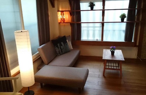 Honmachi Apartment | Unique & Cozy Flat by Station 5 min to Shinjuku!