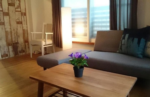 Honmachi Apartment | Unique & Cozy Flat by Station 5 min to Shinjuku!