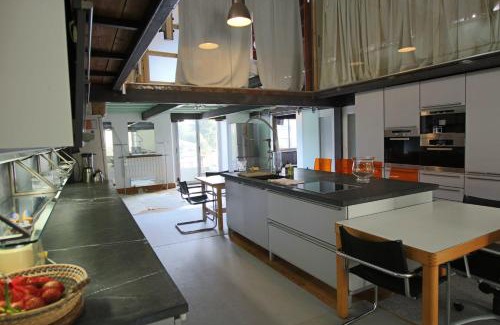California - Pezou Apartment | Unique Duplex in the center of Cannes Ideal accomodation for 6 to 7 guests