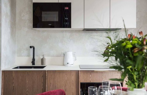 Orlinki Apartment | Unique interiors in a modern seaside marina