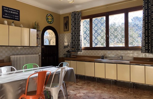Septemes-les-Vallons Villa | Unique: Manor + caretaker's house with pool between Aix and Marseille