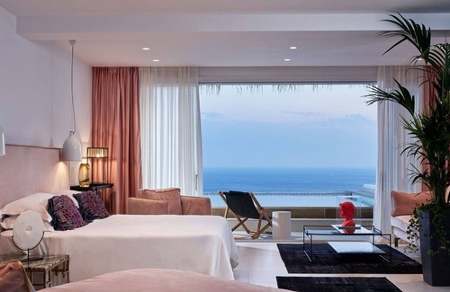 Elia Villa | Unique Mykonos Villa | Villa Lover's Suite | 1 Bedroom | Open Plan & Private Pool | Elia Beach
