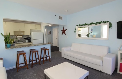 South Beach Apartment | UNIQUE ONE BEDROOM-BALCONY OCEAN DRIVE CONDO