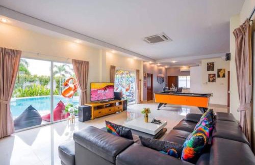 Huai Yai House | Unique Pool Villa Resort