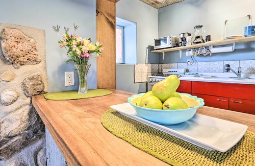 Santa Cruz Apartment | Unique Santa Cruz Studio ~ 25 Mi to Santa Fe