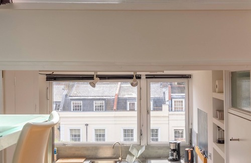 Pimlico Apartment | Unique Spacious Central 3-Bed With Rooftop Terrace
