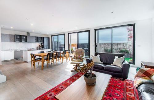 Collingwood North Apartment | Unique Stay in a Historic Chocolate Factory