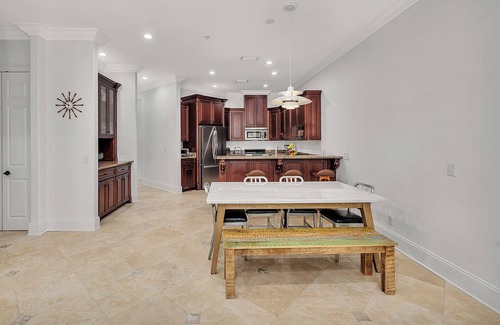 King City Condo | Unique Villa in the Pier Village! Perfect for FLETC and extended stays!