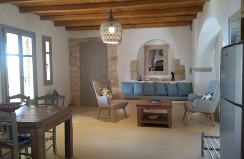 Paros Villa | Unique Villa On Faragas beach