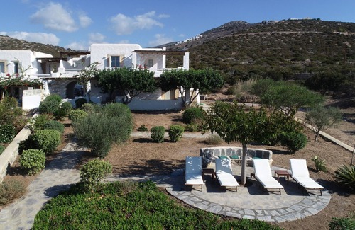 Paros Villa | Unique Villa On Faragas beach
