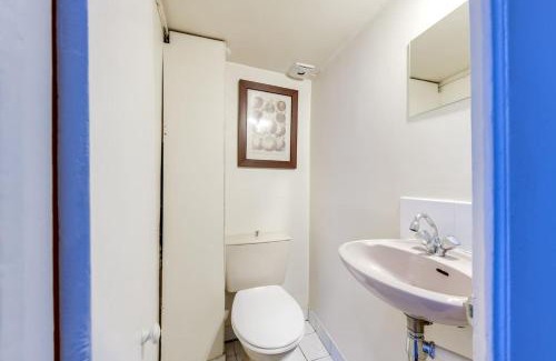 Notre Dame Apartment | Unit 015 Notre Dame (Ursins n°2)