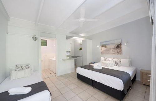 Nelly Bay Apartment | Unit 129 Amaroo Superior Twin Studio Apartment