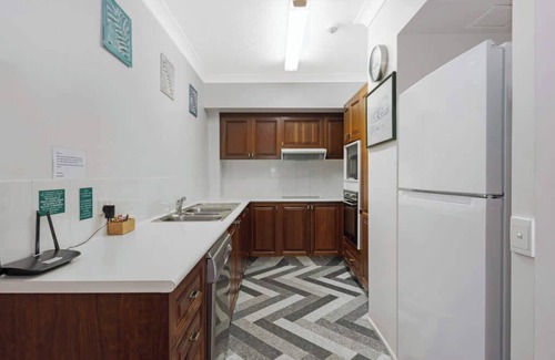 Torquay Apartment | Unit 15 Charlton on the Esplanade
