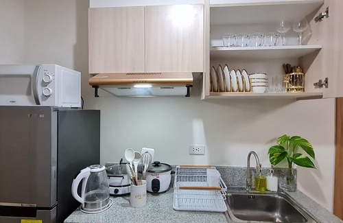 Poblacion District Apartment | Unit 1508 - Ophira Studio @ INSPIRIA