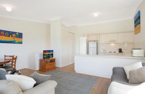 Dalmeny Apartment | Unit 2 43 Noble Parade Dalmeny
