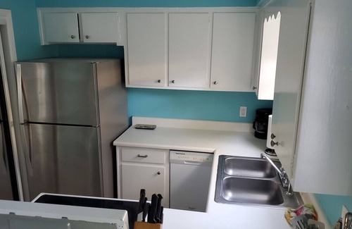 Jekyll Island House | Unit 2- Jekyll Island Updated Beachy Townhome Stephs from the Ocean!
