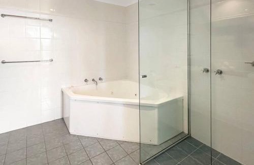 Avoca Beach Apartment | Unit 24 - Avoca Palms Resort