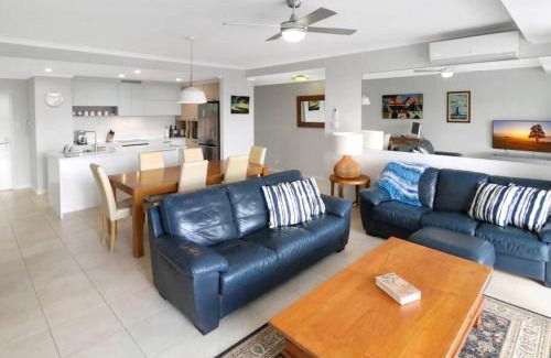 Avoca Beach Apartment | Unit 25 - Avoca Palms Resort, superb 3 bedroom apartment!
