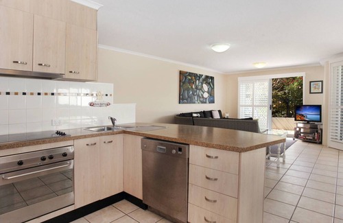 Coolum Beach Apartment | Unit 3 'On the Park' at Coolum Beach