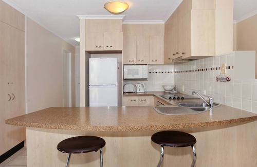 Coolum Beach Apartment | Unit 3 'On the Park' at Coolum Beach