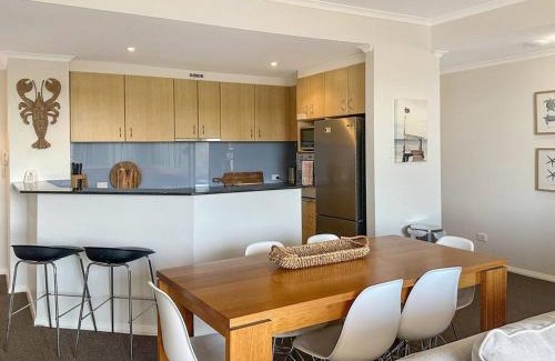 Avoca Beach Apartment | Unit 32 - Avoca Palms Resort