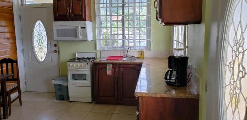 Roseau Apartment | Unit 5/6 Private Apartment - Roseau