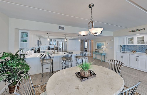 South Padre Island Condo | Unit 710 – Spectacular Corner View w/ Recent Updates!