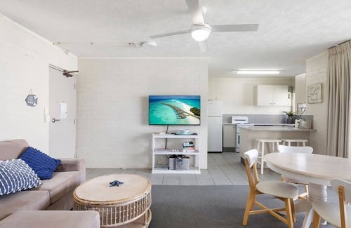 Coolum Beach Apartment | Unit 8 'Surf Dance', Coolum Beach