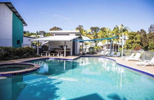 Noosaville Apartment | Unit 94 - Modern and Stylish 2 Bedroom Townhouse in Resort