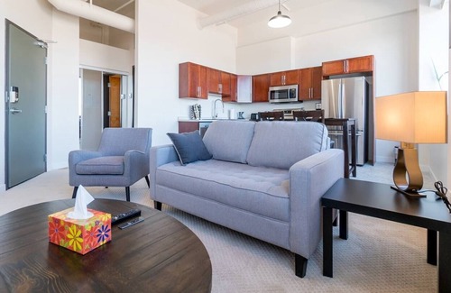 Winnipeg Apartment | UNIT FOUR Executive Stay Fully Furnished One Bedroom Condo