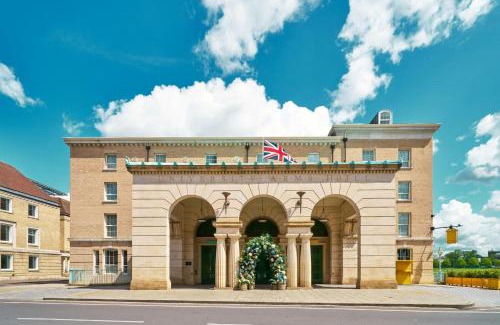 Cambridge City Centre Hotel | University Arms, Autograph Collection