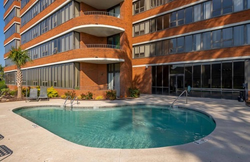 Columbia Condo | University of SC - Williams- Bryce Stadium - Downtown Cola
