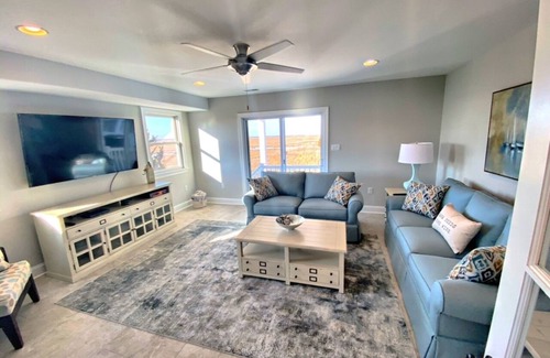 Townsend's Inlet House | Unrestricted views of the intercoastal waterway on 75th Street