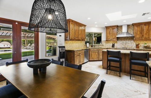 Buenavante House | Unwind in Luxury: RnR - Scottsdale's Premier Entertainment Oasis 7 bedroom, 8.5 bath