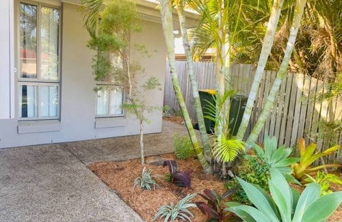 Bargara Condo | Unwind in Style: Your Perfect Holiday Retreat in Bargara,