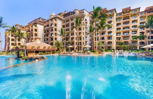 Flamingos Condo | Upscale 2BR Getaway at Villa La Estancia Riviera Nayari