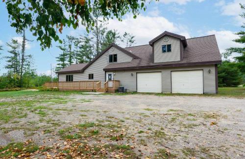 Gaylord House | Up North Getaway