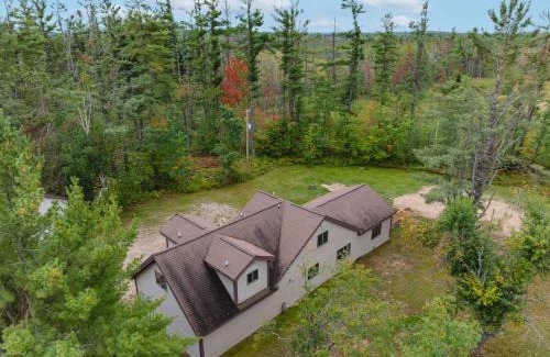 Gaylord House | Up North Getaway