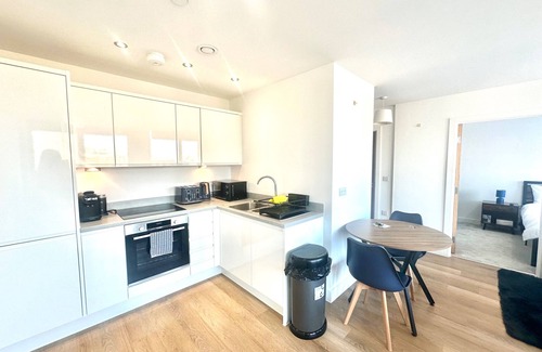 Old Trafford Apartment | Up to 40 percent Off Old Trafford Modern Apartment