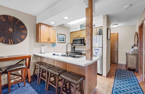 Notch Estates Condo | UP TO 50% OFF, Peaceful Ozark Mtn Home, 1 Mi to Silver Dollar City